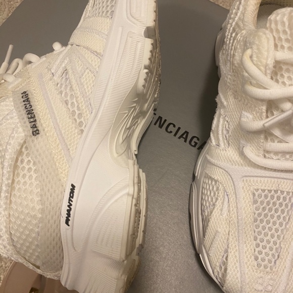 Balenciaga sneaker size 6 - Picture 10 of 16
